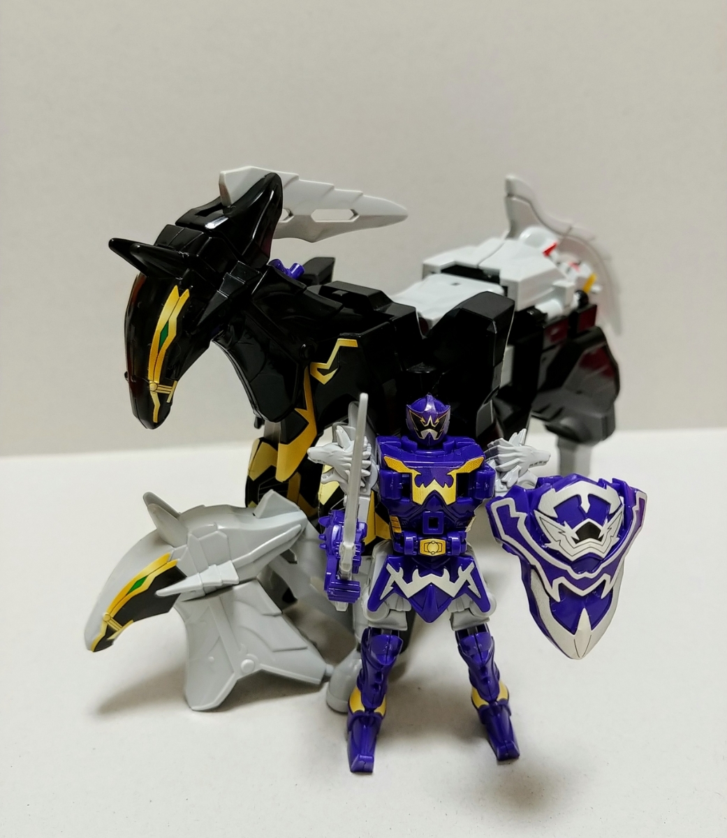 ☆魔法戦隊マジレンジャー ミニプラ 魔神合体 ウルカイザー バンダイ