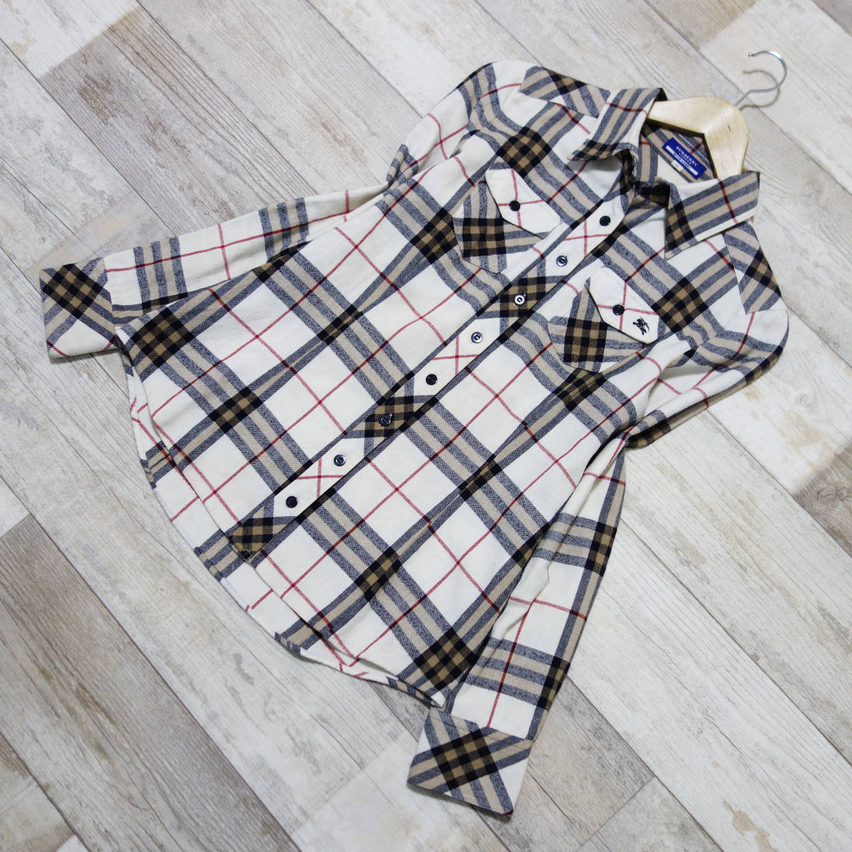 BURBERRY ノバチェック バーバリーブルーレーベル 半袖 BLUE 