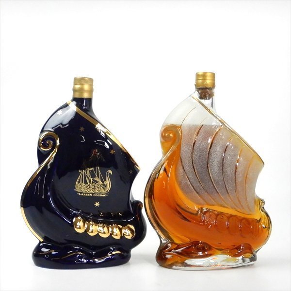 MN439▼ 古酒 ▼ ラーセン バイキングシップ ▼ 紺 / クリア ▼ 700ml ▼ 箱/替え栓 付 ▼ 陶器ボトル 2本 セット ▼