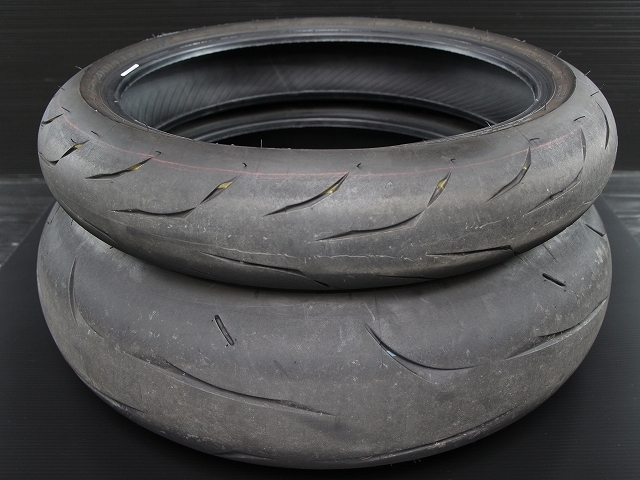 バリ山！ブリジストン製RS10 120/70ZR17 200/55ZR17！YZF-R1MCBR1000RRSP2ZX-10RRGSX-R1000RNinja H2