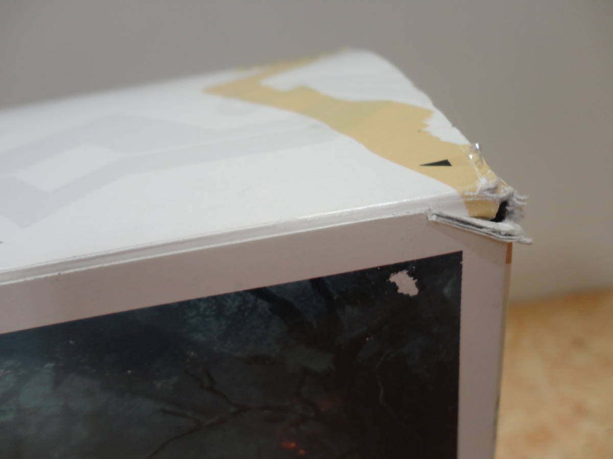 81-C③646 PS4 Pro 1TB CUHJ-10021 ゴッド・オブ・ウォー リミテッドエディション 本体 同梱版 新品 未使用