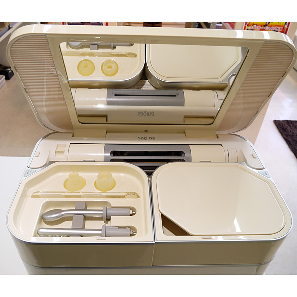 美品 エステマシン サキナビジュー オールインワン 美顔器 saqina