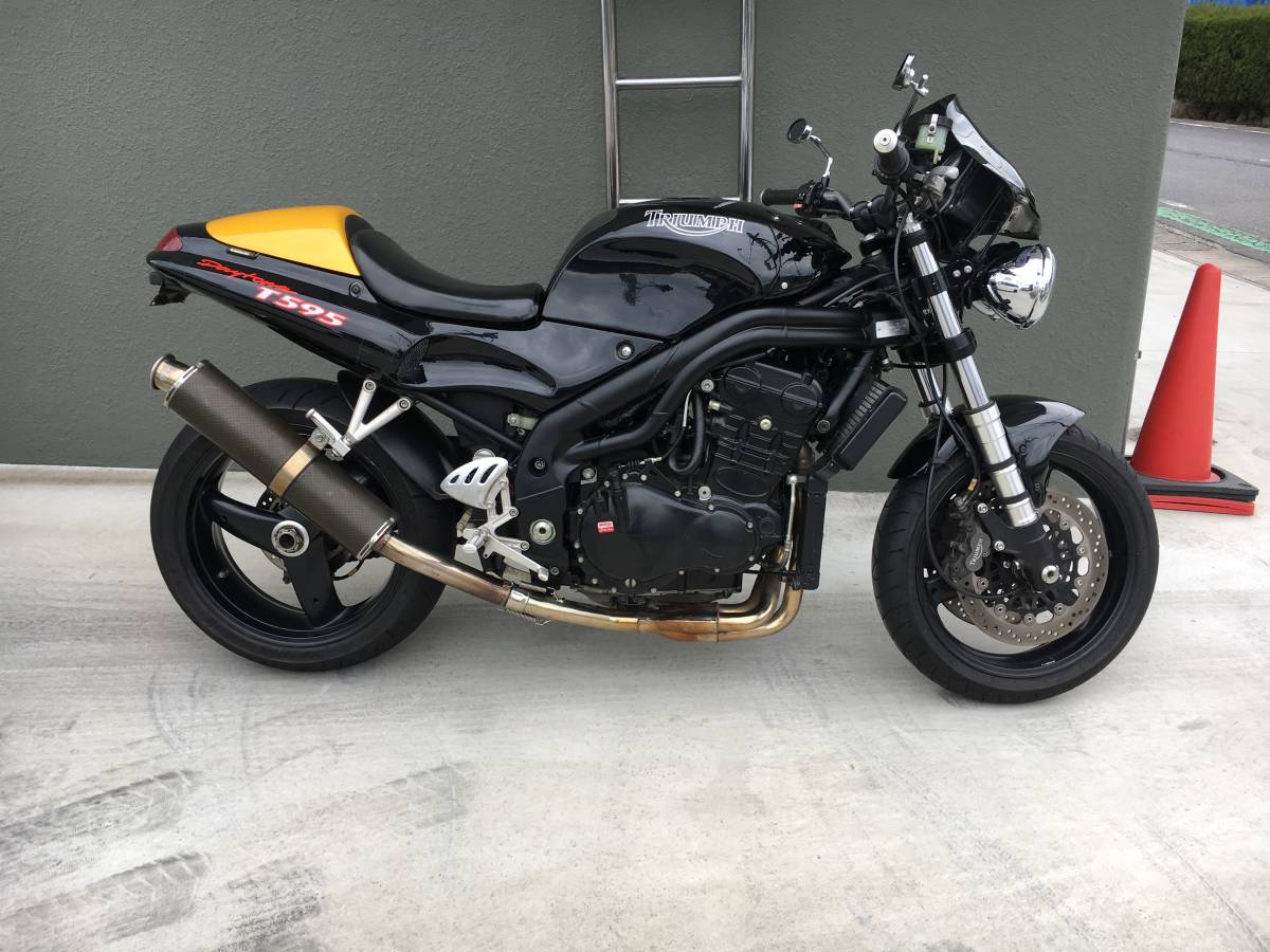 トライアンフ スピードトリプル T595 DAYTONA デイトナ スプリント955