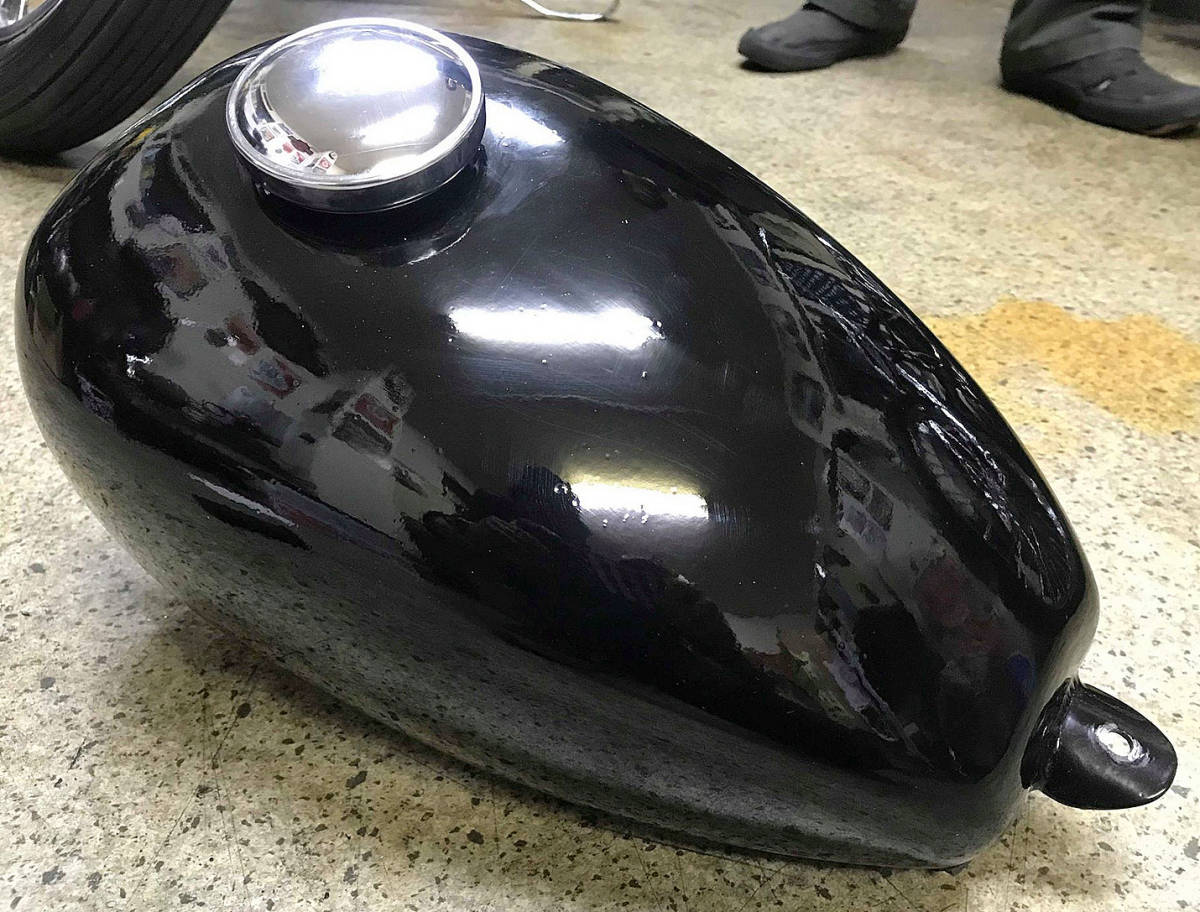 ☆ナローピーナッツタンク☆黒☆ショベル取外し☆ほぼ未使用 