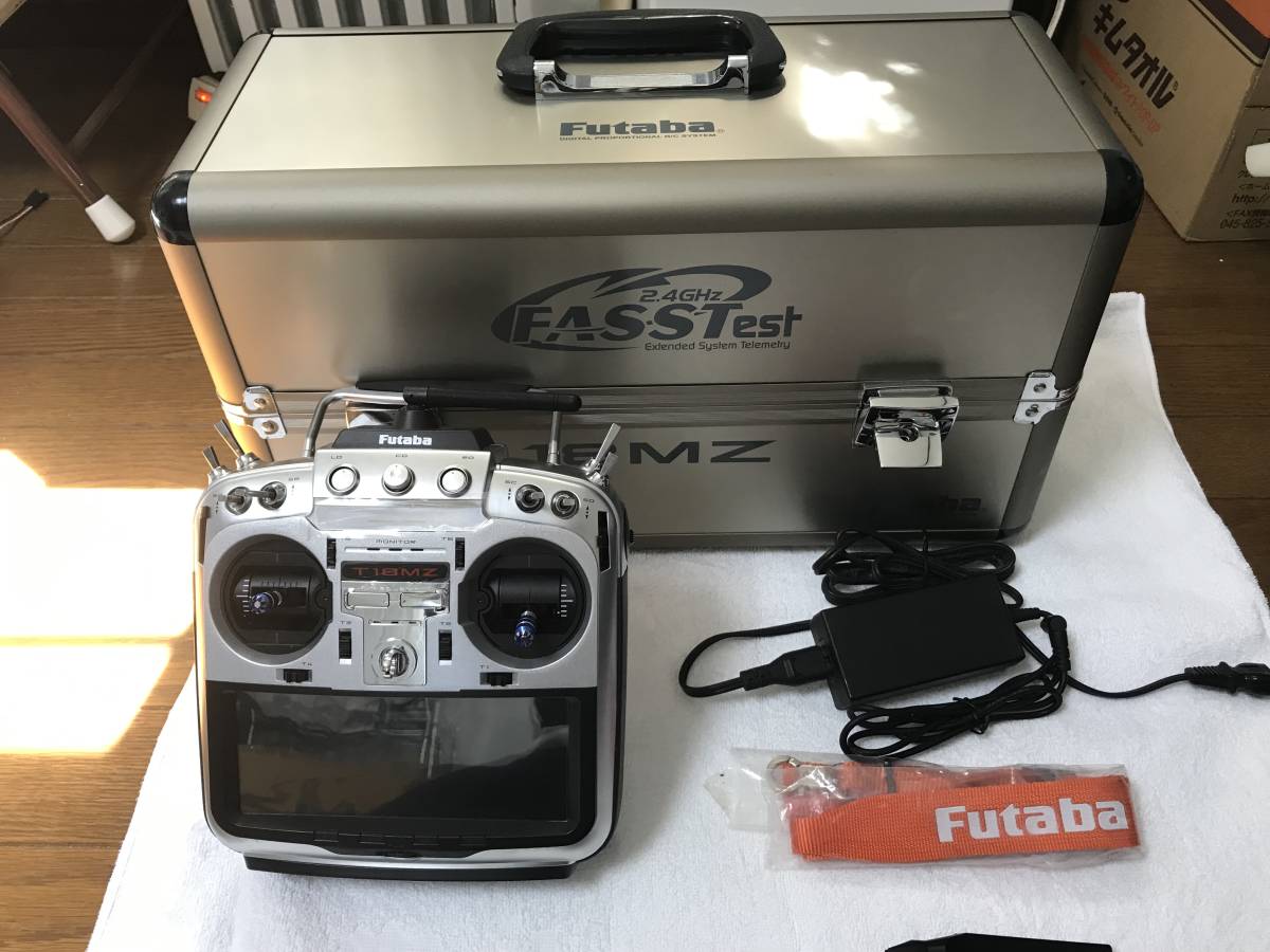 フタバ 18MZ ヘリ用美品 バッテリー新品