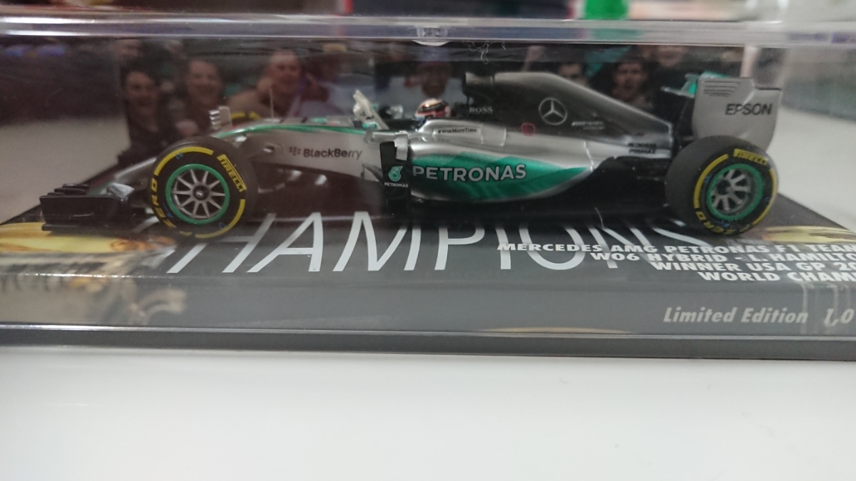 メルセデス AMG W06 L.ハミルトン ワールドチャンピオン 2015