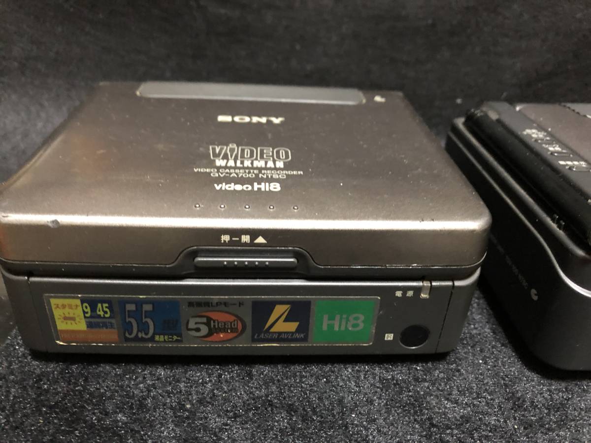 SONY Hi8 ビデオカセットレコーダー VIDEO WALKMAN GV-A700 2台セット_2