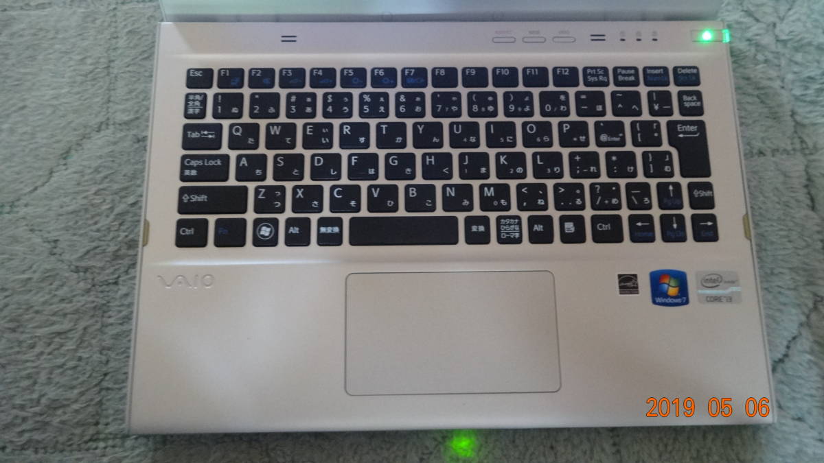 VAIO SVT1111AJ 中古 Corei3 8GBメモリー SSD 128GB 11.6型_3