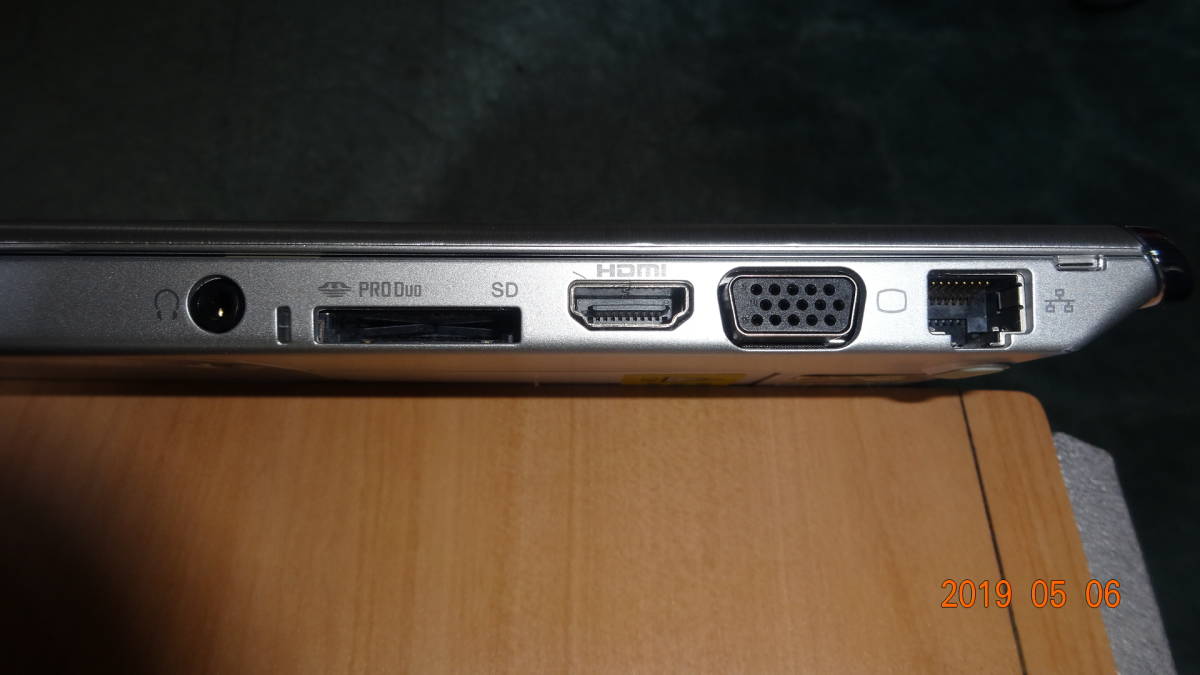 VAIO SVT1111AJ 中古 Corei3 8GBメモリー SSD 128GB 11.6型_7