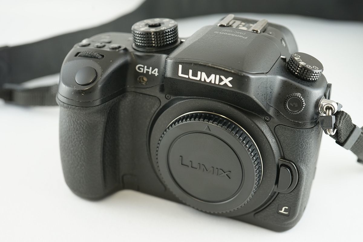 Panasonic DMC-GH4 Lumix Camera LUMIX + | : Four Mirrorless com 