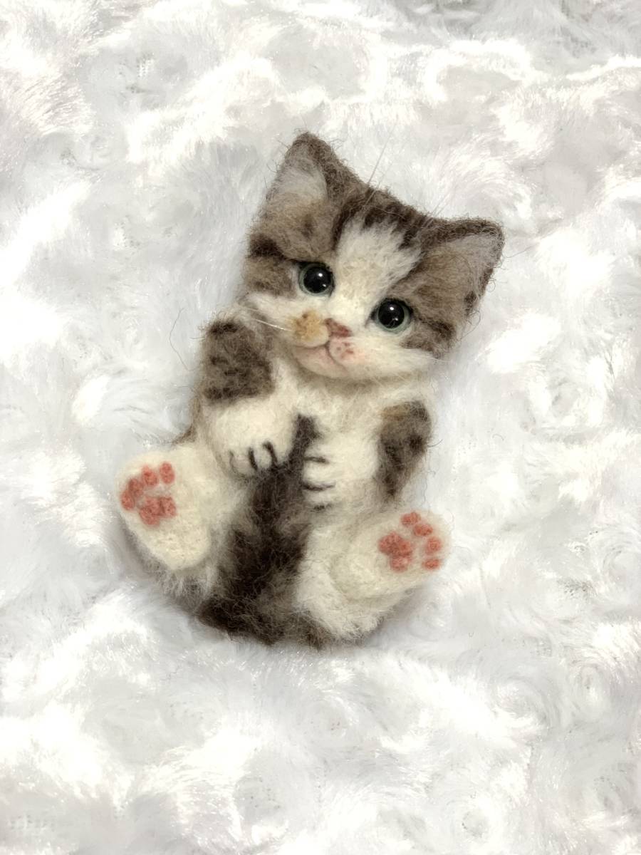 Chico 羊毛フェルト 猫 キジ白ちゃん ブローチ ネコ ハンドメイド ねこ トラ猫 キジトラ 子猫 仔猫 羊毛フェルト 売買されたオークション情報 Yahooの商品情報をアーカイブ公開 オークファン Aucfan Com