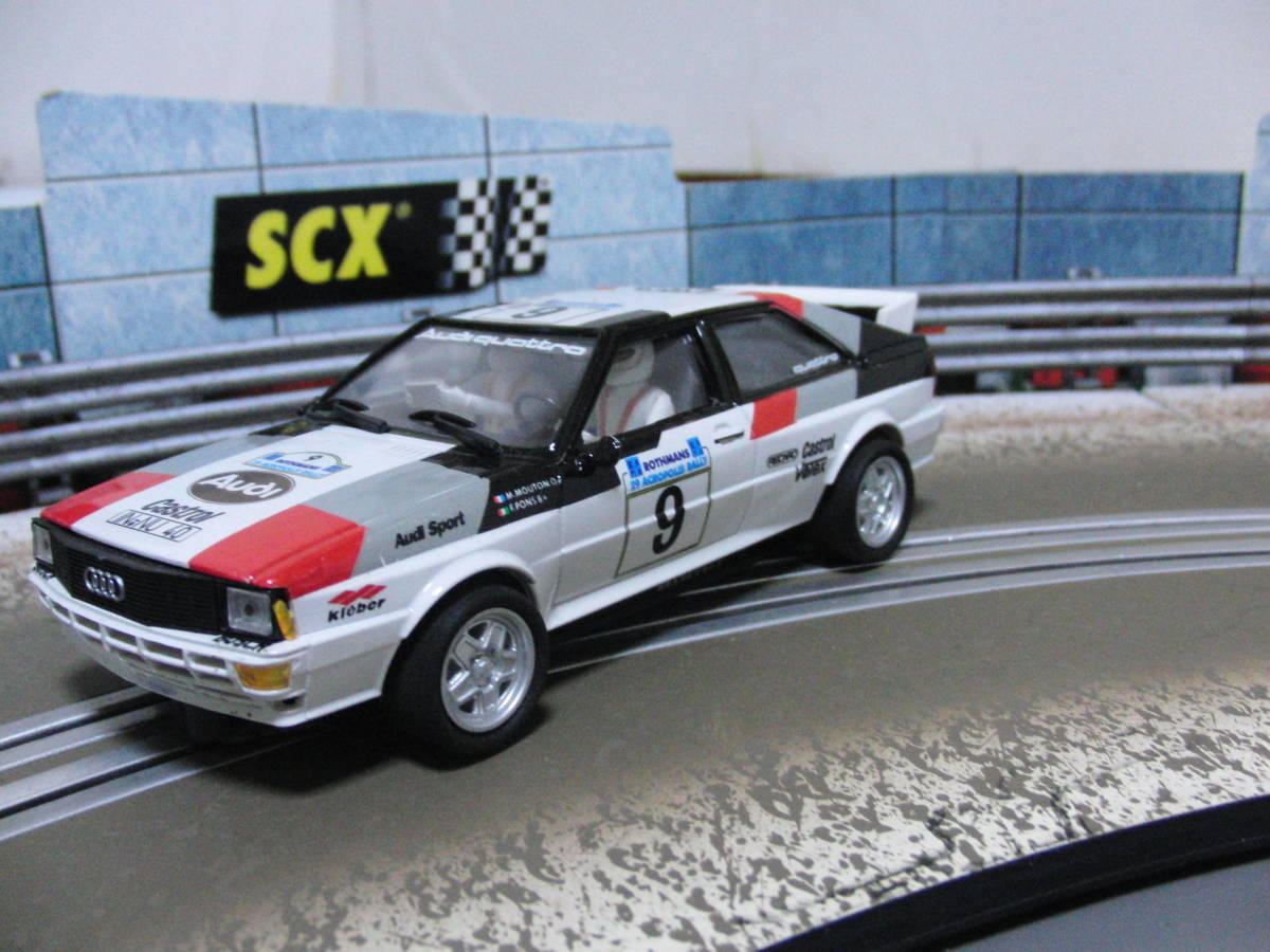 1/32プジョー205ターボ16＆アウディクワトロ＆SCXラリーカーブコースセット