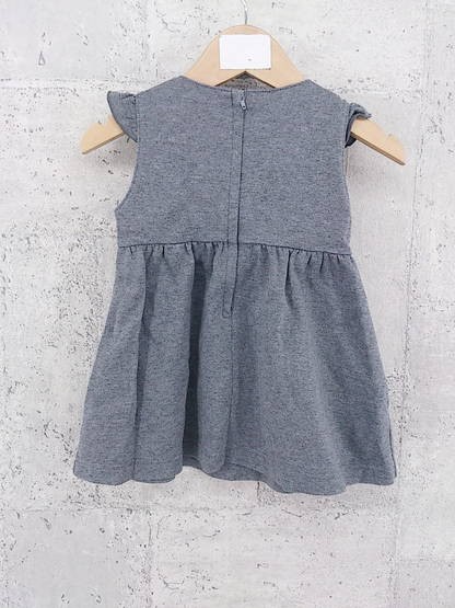 Familiar ファミリア キッズ 子供服 ベビー ノースリーブ 膝丈 ワンピース 80 グレー ベビー用 売買されたオークション情報 Yahooの商品情報をアーカイブ公開 オークファン Aucfan Com