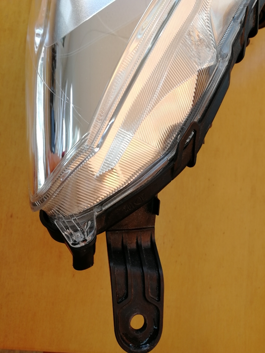 美品 レンズきれい 中期 ハロゲン NHP10 アクア 左ヘッドライト ヘッドランプ 81150-52K40 _3