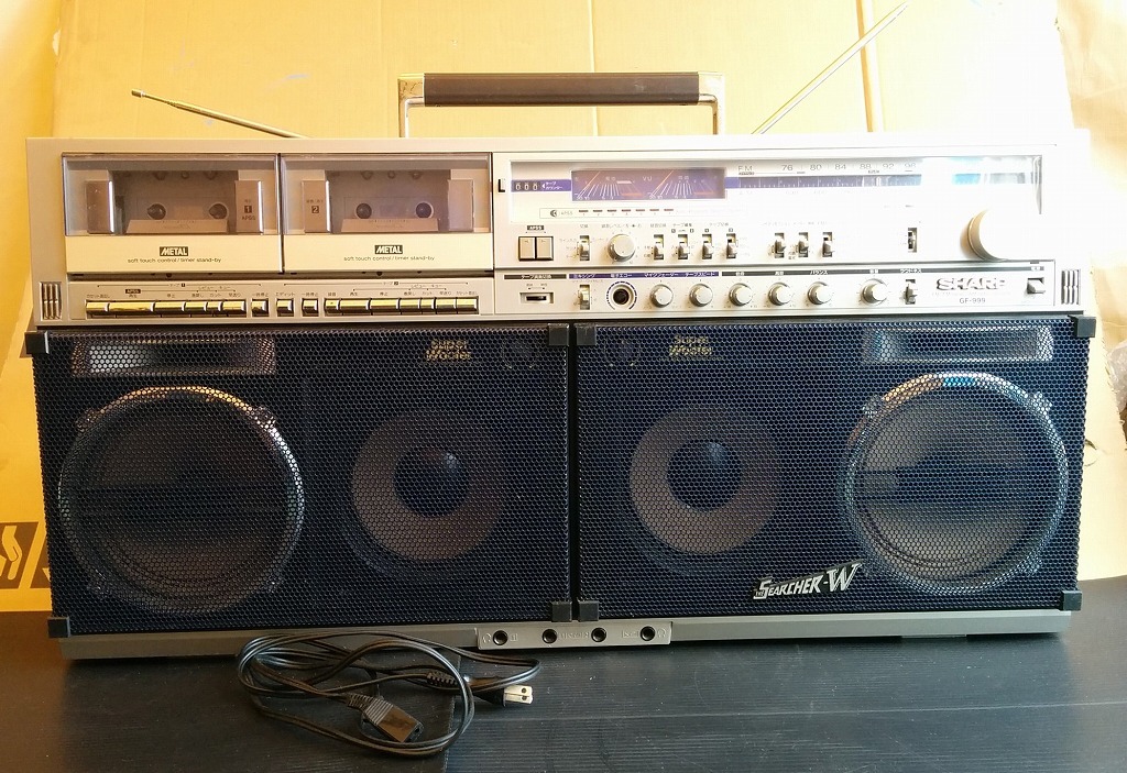 ☆ SHARP GF-999 THE SEARCHER-W レトロ 大型ラジカセ 現状ジャンク FM