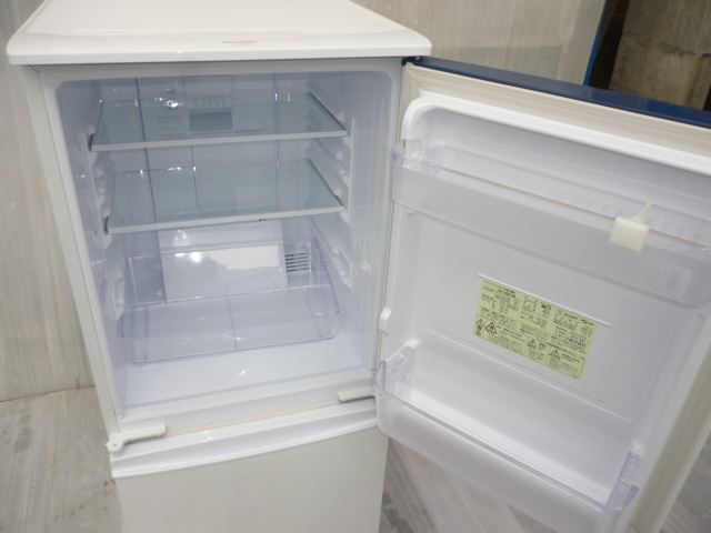 SHARP 137L SJ-14E2-KB キッチン家電 2015年製 シャープ