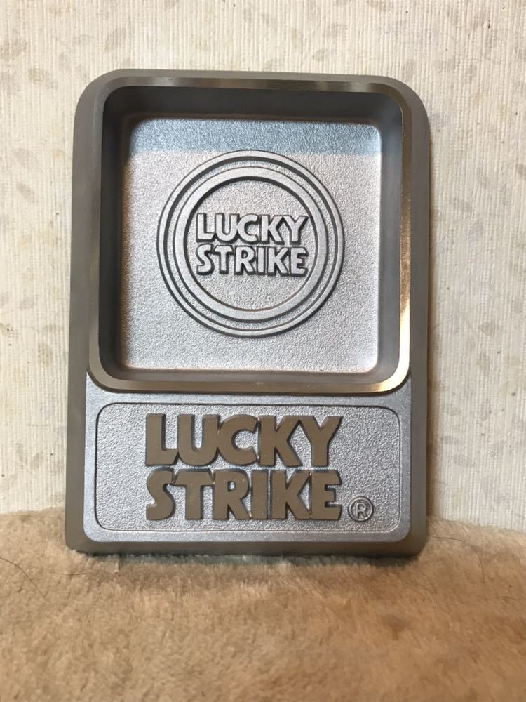 LUCKY STRIKE ラッキーストライク メダル ラッキーストライク - STRIKE ラッキーストライク1994！当時物 メタルオイルライターの通販 zippoの人気アイテム