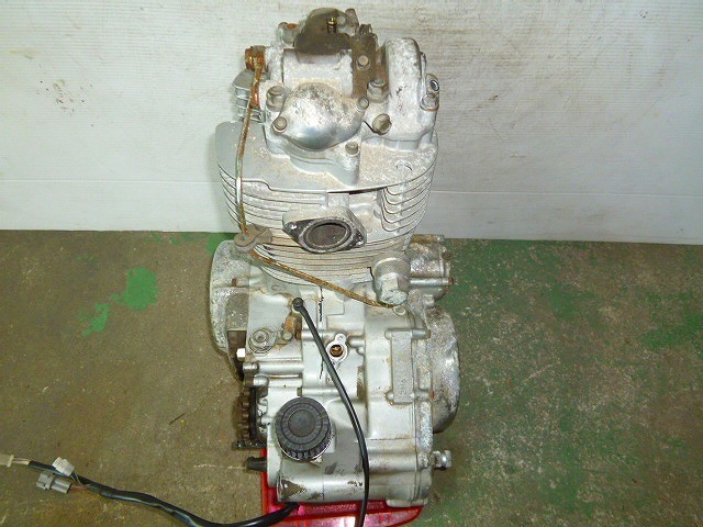 1JR 2H6 始動OK 《送料均一4，500円～》SR400 ☆動画有☆ 2h6 ク