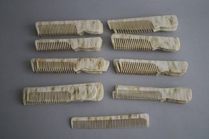 理容櫛 本鼈甲 角度手付大 《新品》