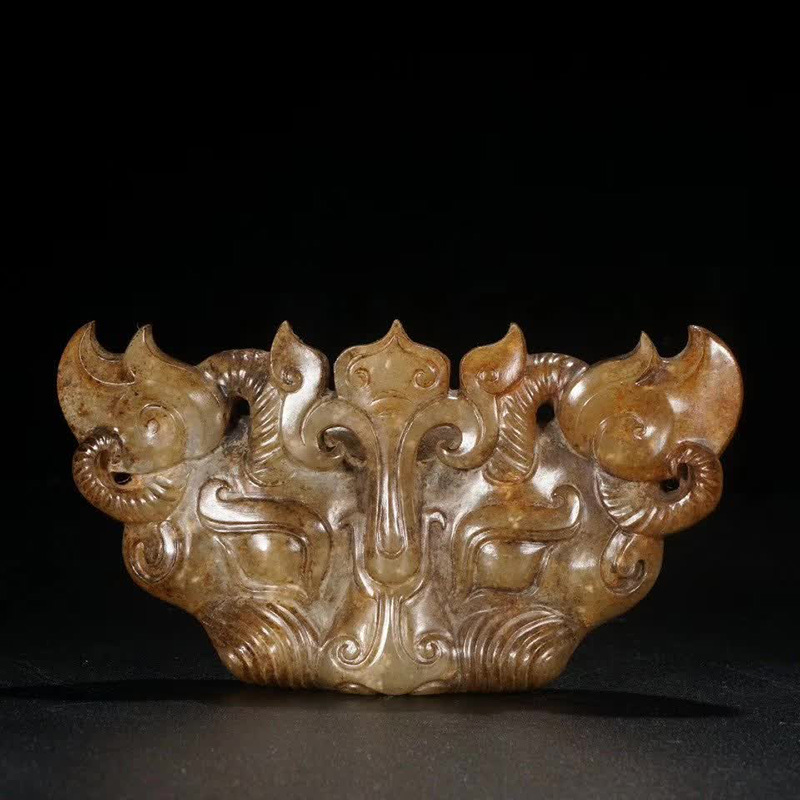 漢代：【老和田玉獣面紋玉璧アクセサリー】【サイズ】5.6×11×2cm
