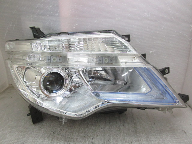即決あり】 【LED点灯確認済み】 セレナ C26 後期 純正 右 LED ヘッド