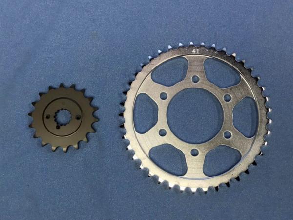 KZ1000用 530コンバートスプロケ前後セット （リア：鉄製） ゼス