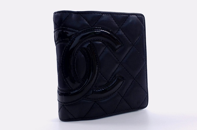 シャネル カンボンライン がま口 コンパクト 美品CHANEL 二つ折り ココ