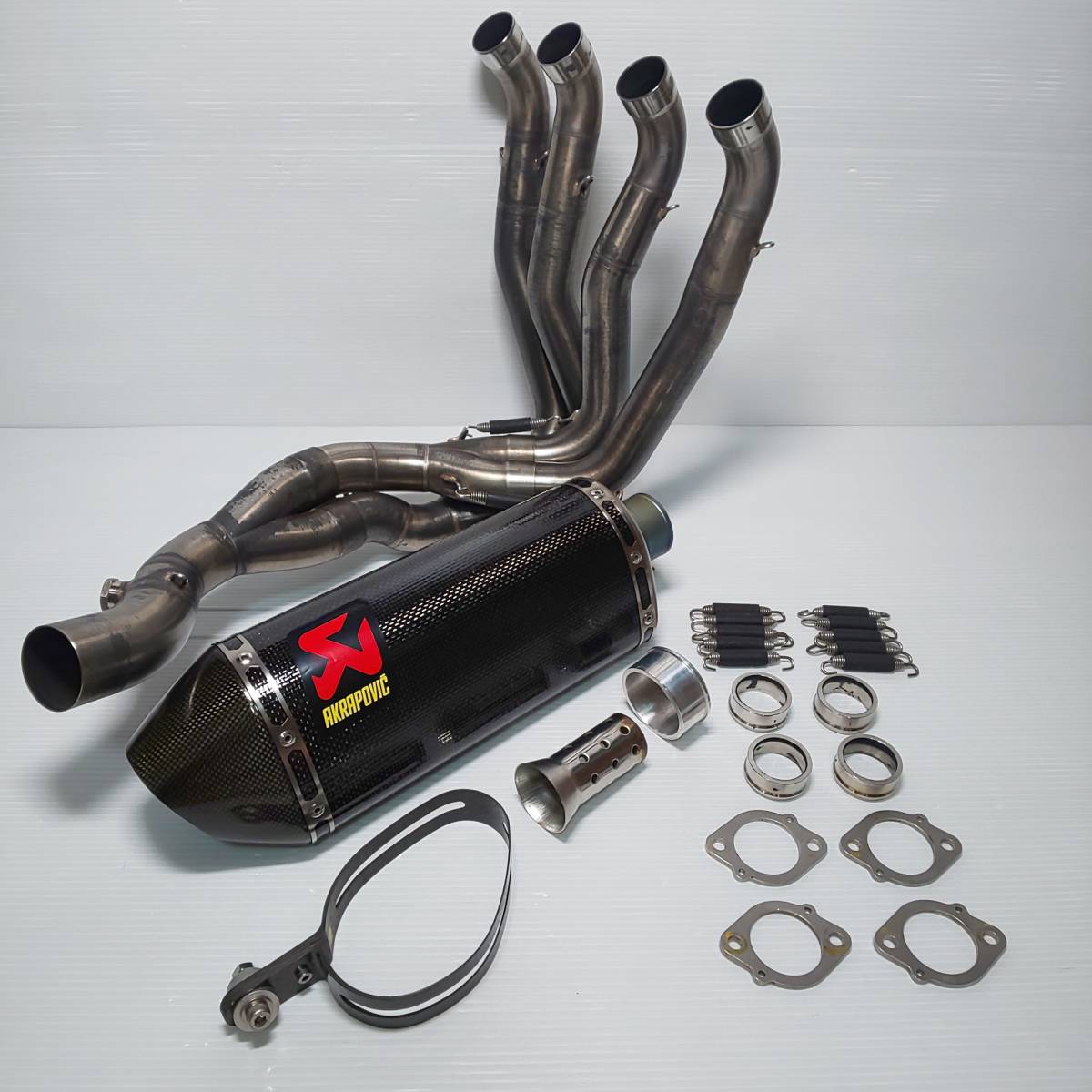 アクラポビッチ CBR1000RR | スリップオンライン CBR1000RR-R (09-16年