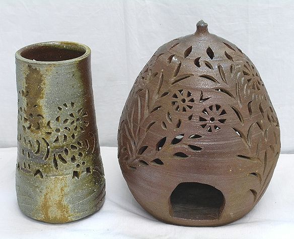  さき250 信楽焼 キャンドルスタンド ライトスタンド 香炉 アロマ 陶器 焼物 花瓶 花入 花飾り 2個セット 陶器(その他)｜売買されたオークション情報、yahooの商品情報をアーカイブ公開 - オー 信楽