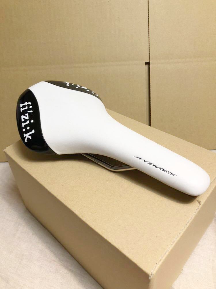 フィジーク fizik アンタレス ANTARES 軽量 サドル ロードバイク