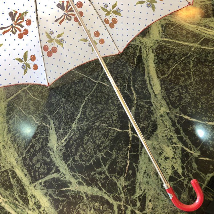 【美品】Emily Temple cute★エミリーテンプルキュート パゴダ傘 晴雨兼用折りたたみ傘 2段 さくらんぼ柄 赤×白 エミキュ ロリータ