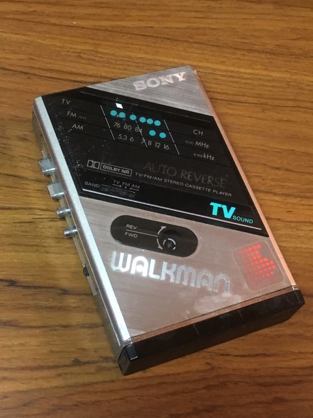  カセットウォークマン WM-F101(再生専用)｜売買されたオークション情報、yahooの商品情報をアーカイブ公開 - オークファン 再生専用