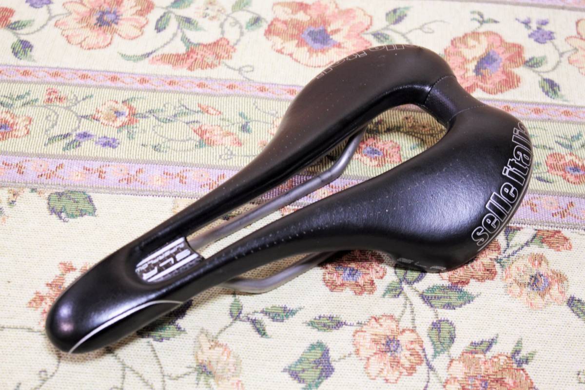 SLR | スーパーフロー Ti316 Superflow 株式会社フカヤ SELLE Bike Saddle セライタリア Boost TM BOOST 0 Road 3D