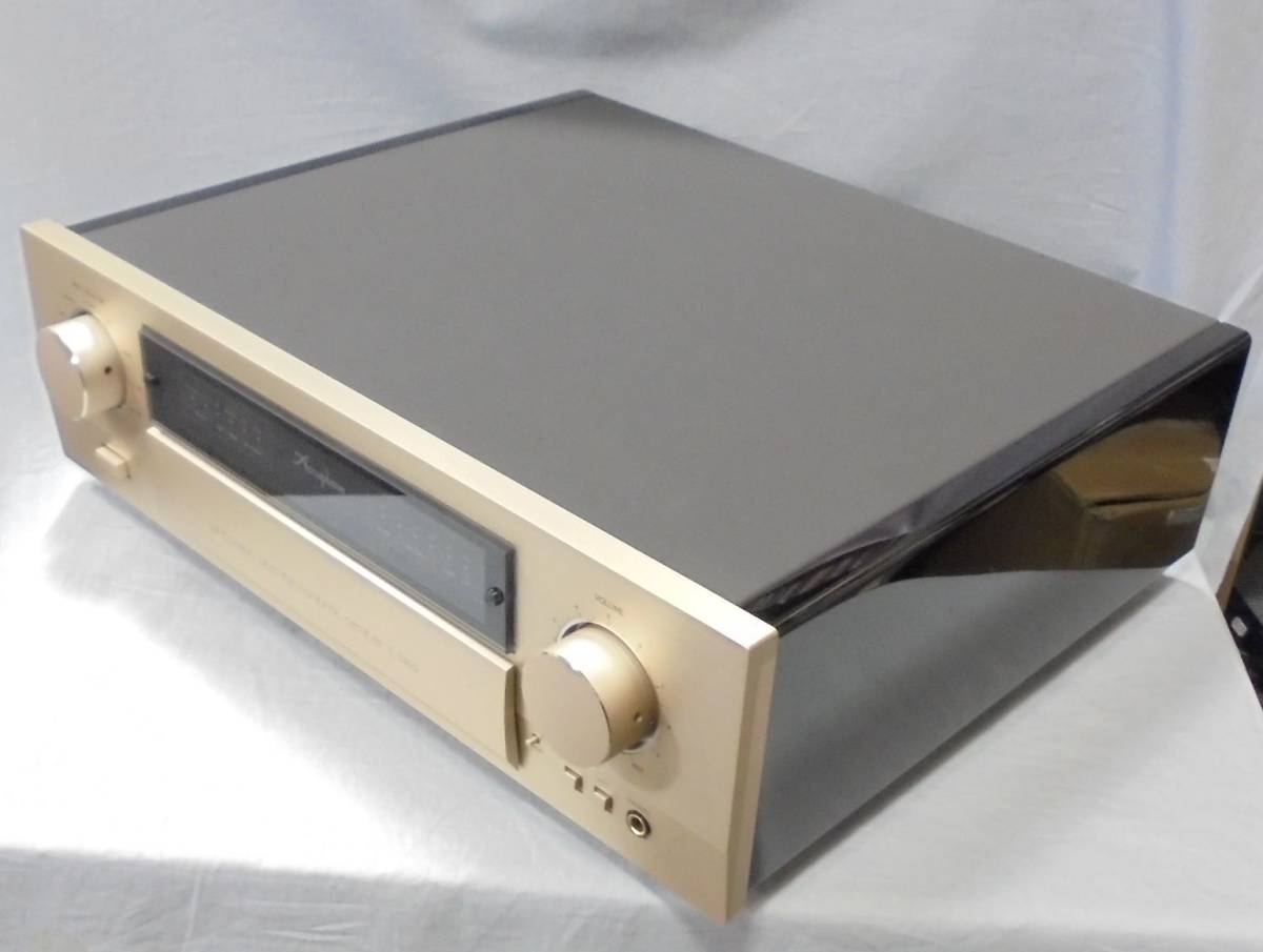 Accuphase C-2410 コントロールアンプ