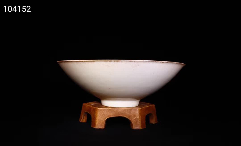 | 宋代–元代 入蘆花（ロカニイル） 影青磁碗（960–1368CE） 和食器 波佐見焼 食洗機 お茶碗 和の趣が楽しめるお茶碗。 湯飲み 電子レンジ対応 おしゃれ 抹茶碗 茶碗 油滴ブルー釉 大新窯オンラインショップ