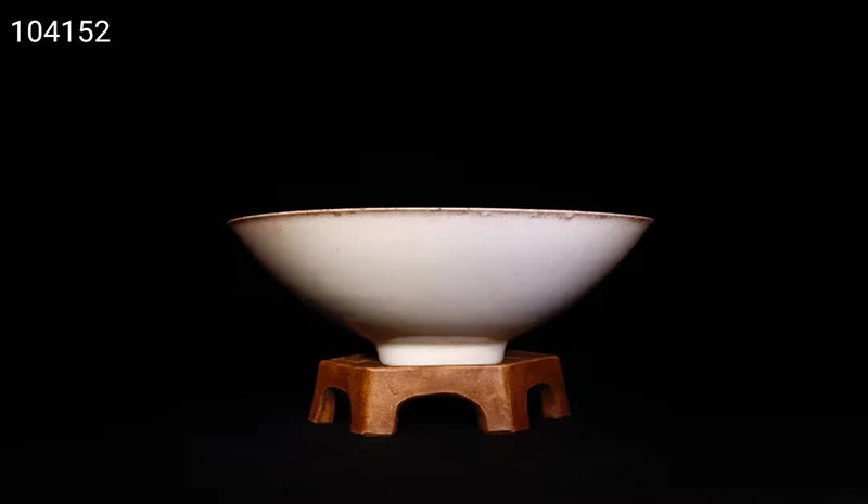 | 宋代–元代 入蘆花（ロカニイル） 影青磁碗（960–1368CE） 和食器 波佐見焼 食洗機 お茶碗 和の趣が楽しめるお茶碗。 湯飲み 電子レンジ対応 おしゃれ 抹茶碗 茶碗 油滴ブルー釉 大新窯オンラインショップ