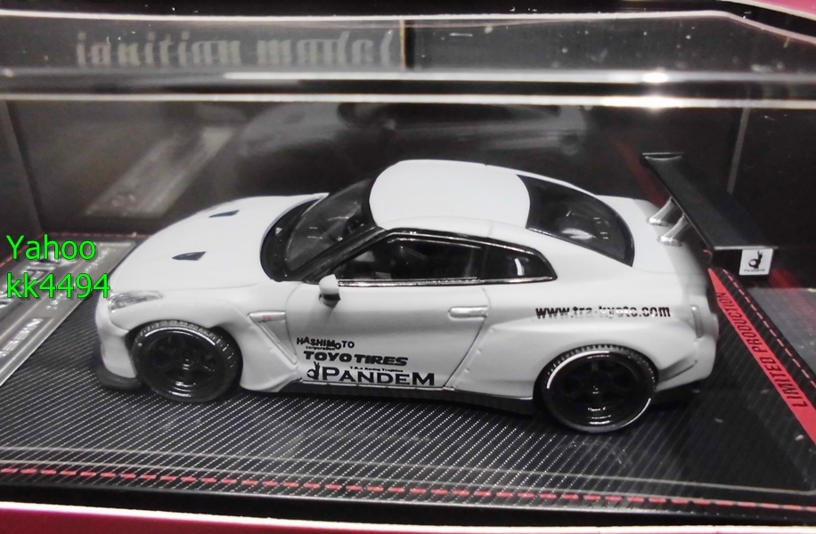 イグニッションモデル 1/64 PANDEM R35 GT-R Matte Gray