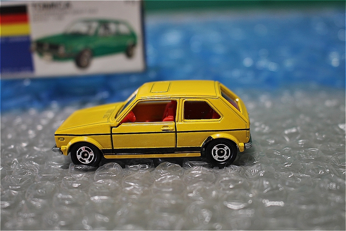 で最短翌日お届け トミカ 外国車シリーズ 当時物 NO.F5 フォルクスワーゲン ゴルフ GLE VOLKSWAGEN GOLF 青箱 日本製 メイドインジャパン 美品