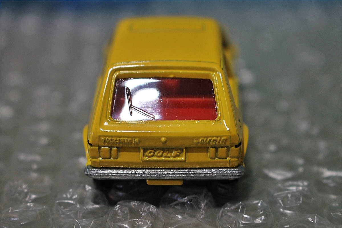 で最短翌日お届け トミカ 外国車シリーズ 当時物 NO.F5 フォルクスワーゲン ゴルフ GLE VOLKSWAGEN GOLF 青箱 日本製 メイドインジャパン 美品