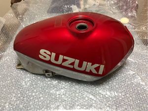 カタナ タンクのYahoo!オークション(旧ヤフオク!)の相場・価格を見る