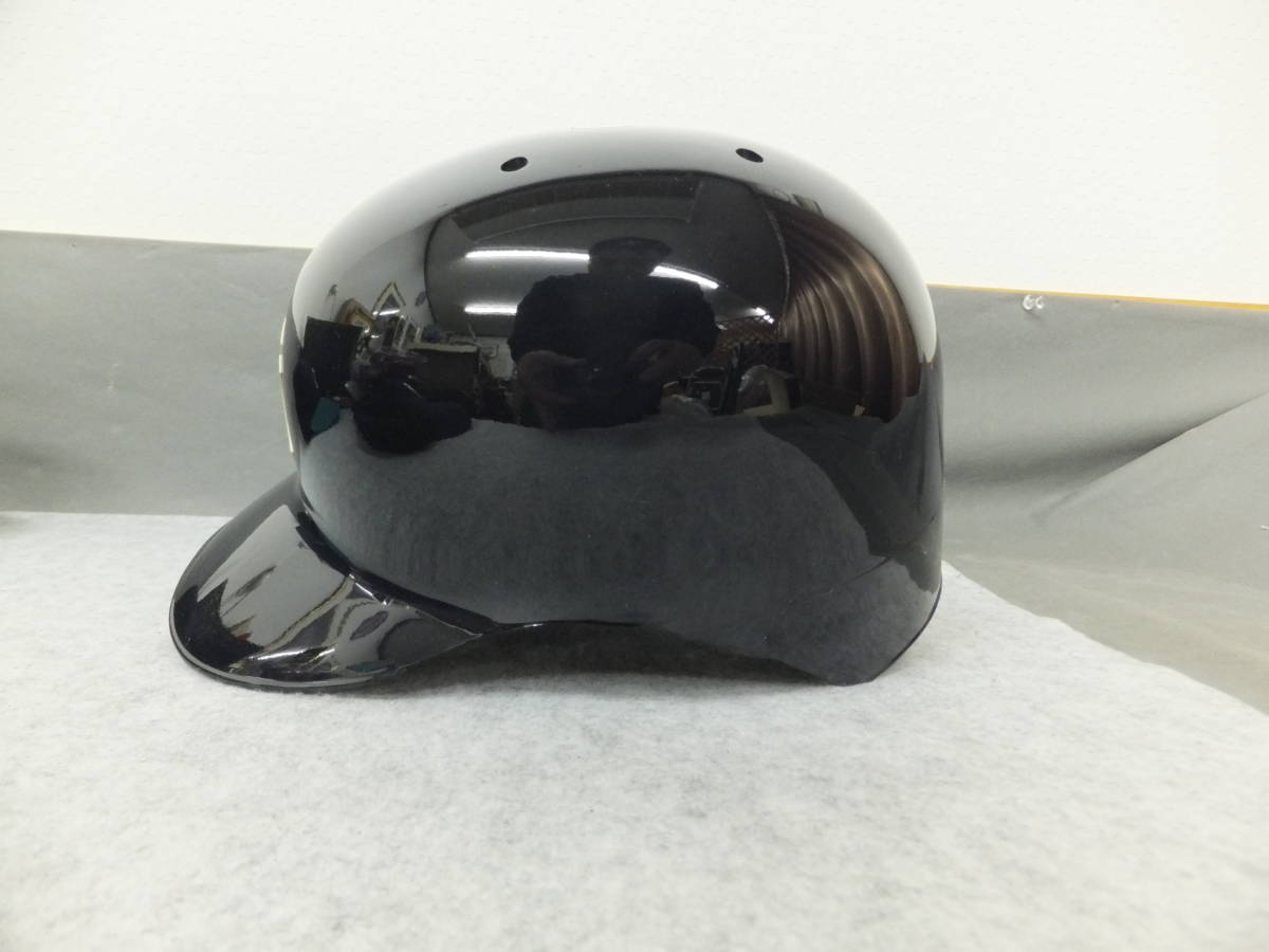 未使用!イチローAuthentic製ヘルメットとキャップ 帽子とおまけの帽子 