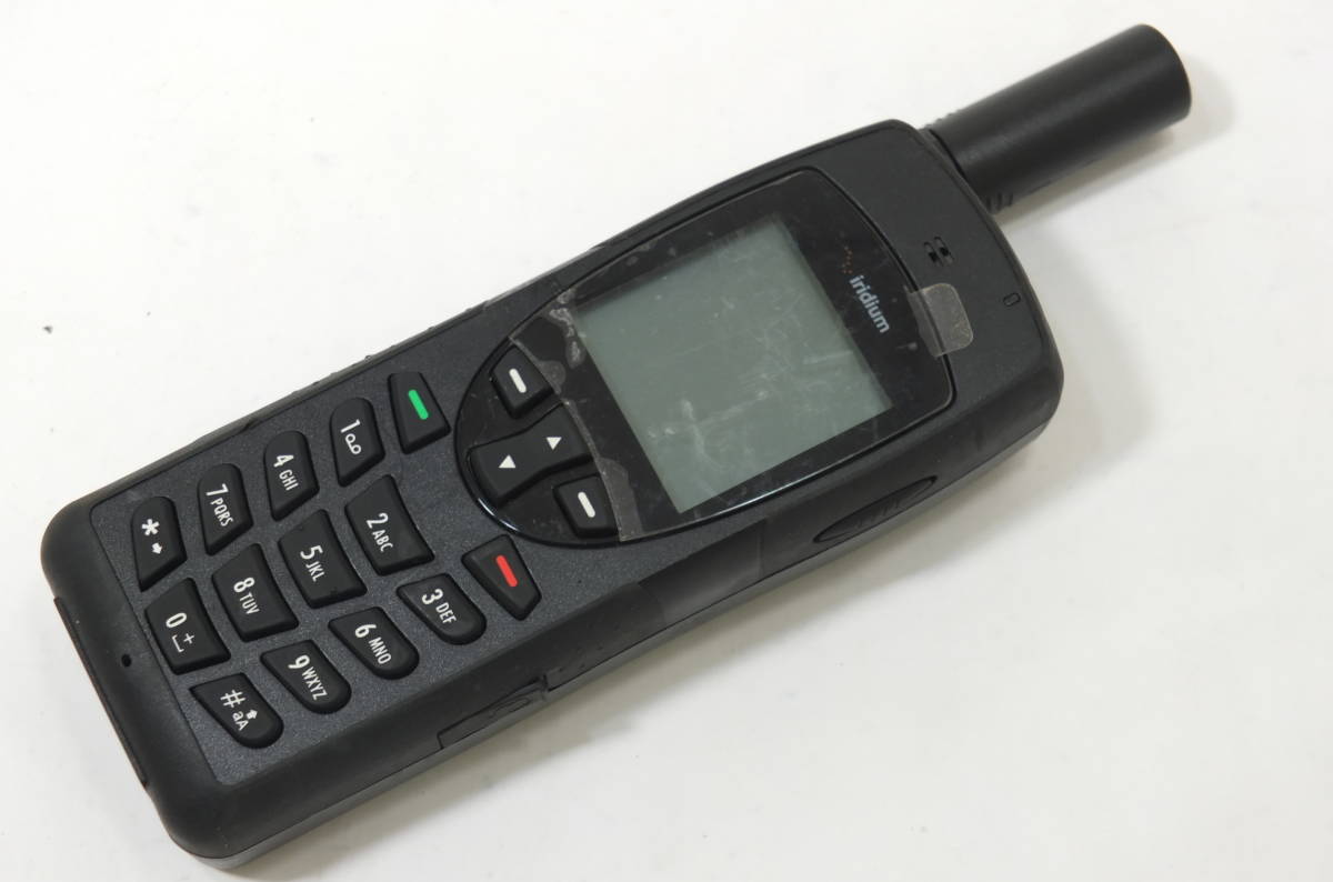 z09924 KDDI Iridium イリジウム衛星携帯電話 9555 Satellite Phoneの