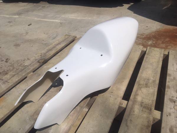 FRP製 後期 NSR50，80用 ワークスV2タイプシートカウル