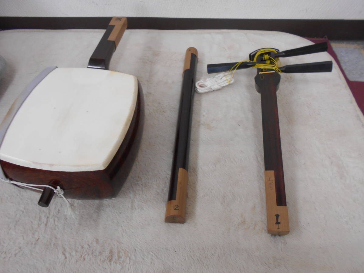 三味線 中棹 東さわり ハードケース 撥 付属 皮の破れ無し 管理No.4