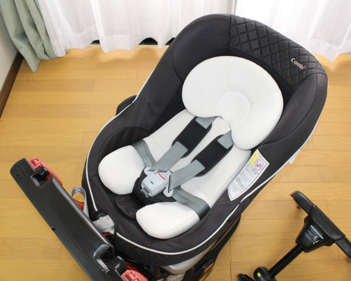 コンビ Combi ラクティアターン チャイルドシート □ラクティアターン 