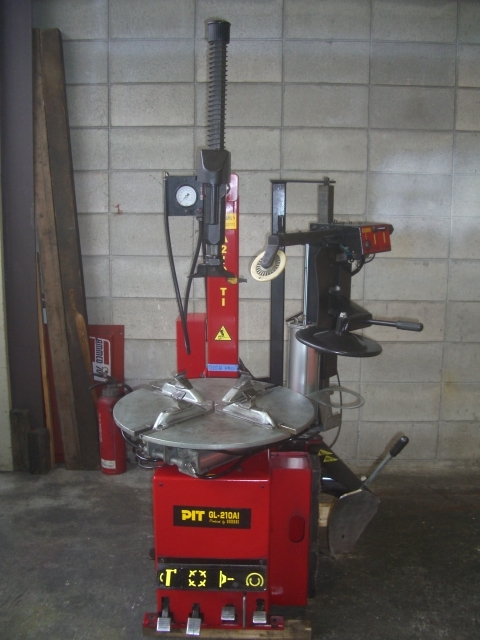 タイヤチェンジャー PIT GL-210AI タイヤチェンジャー CORGHI PIT GL 