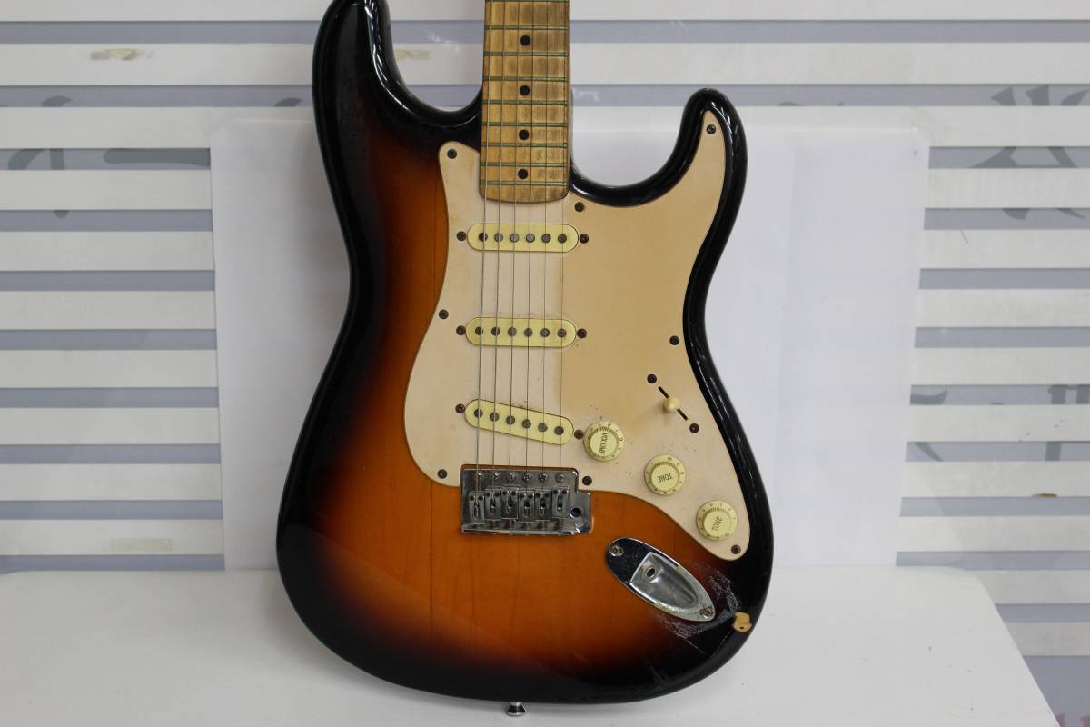 ☆【ジャンク扱い】Squier by Fender エレキギター KS912022☆