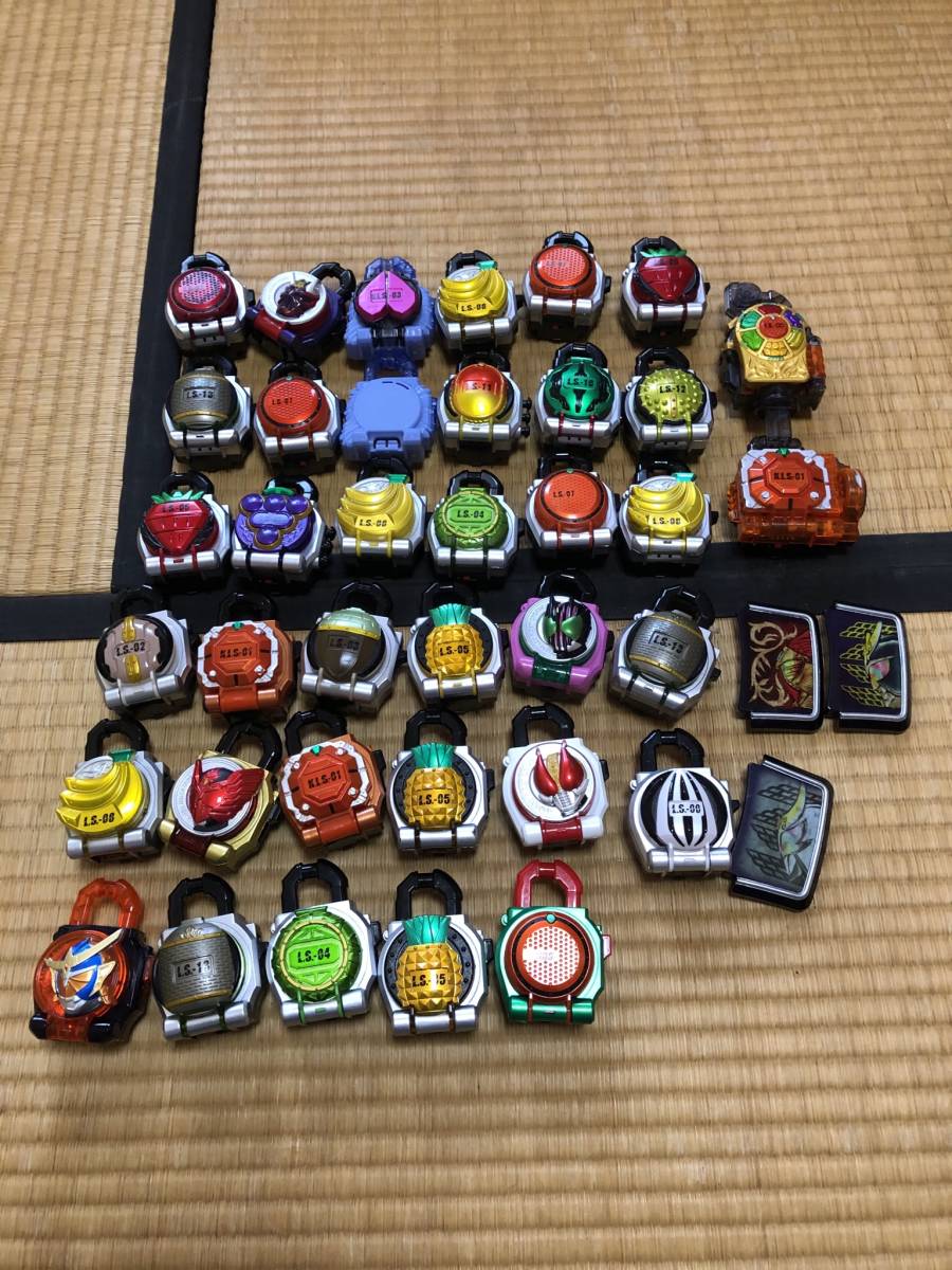 仮面ライダー鎧武　セット　ロックシード37個　ガイム