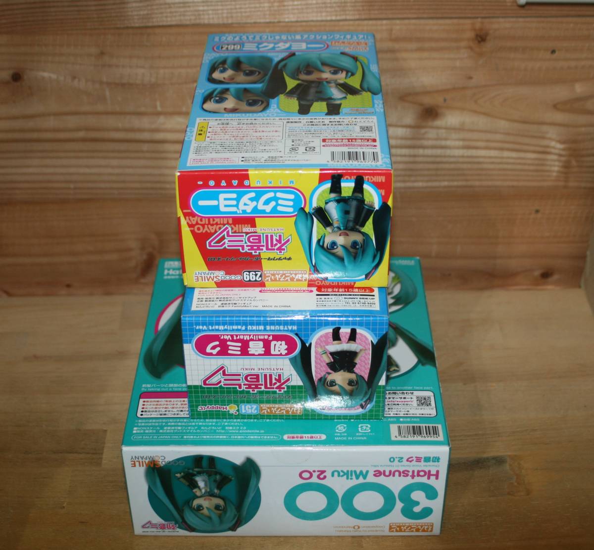  新品☆ ねんどろいど 初音ミク 2.0 + ミクダヨー + FamilyMart Ver. + 計3体 (グッドスマイルカンパニー，巡音ルカ 鏡音リン，音街ウナ，心響)
