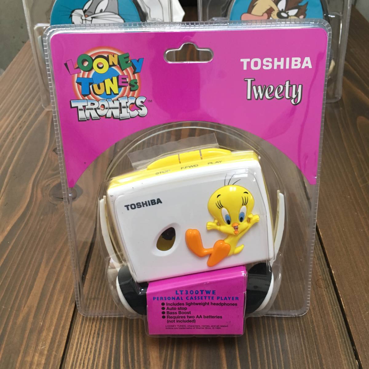 東芝 TWEETY (LOONY TUNES) ウォークマン / カセットテープ プレーヤー 